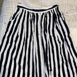Black and White Striped Mid Skirt